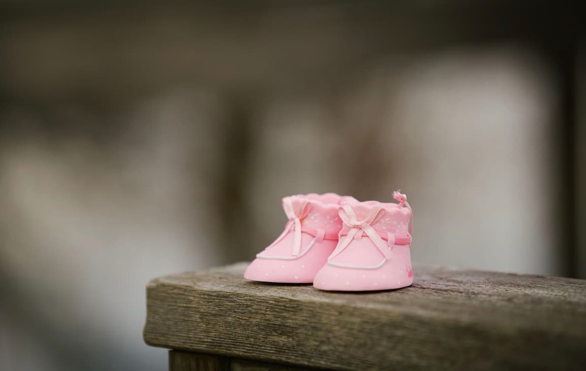 Stepping Up: A Guide For Buying Your Babies First Shoes