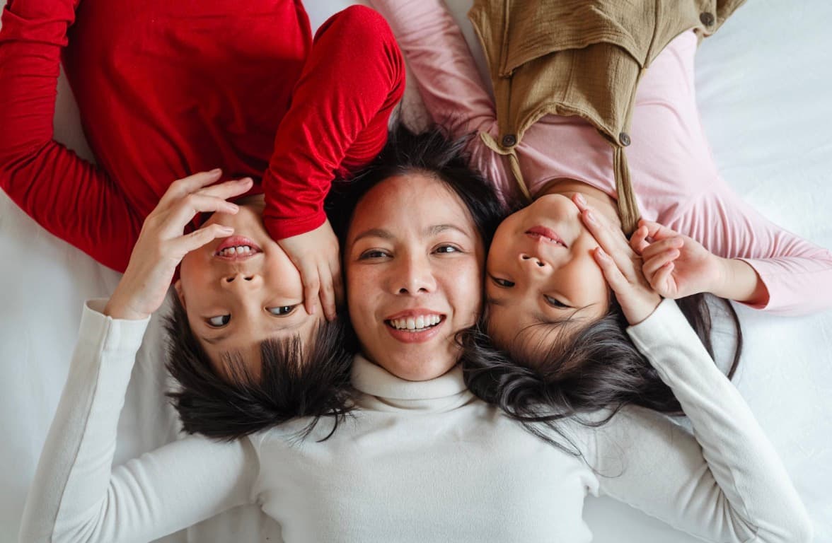 How Moms Can Look a Decade Younger: 6 Secrets Revealed