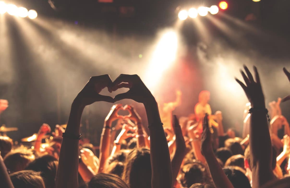 Make Your Next Gathering Unforgettable with These 6 Event-Planning Tips