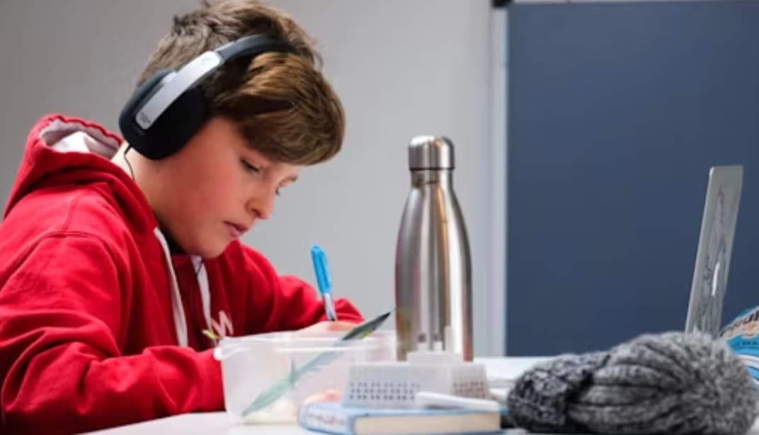 7 Tips for Parents with a Child Facing School Challenges