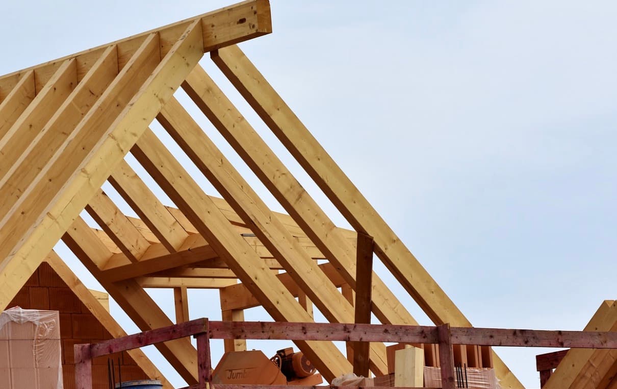 How to Navigate Roofing Projects: A Guide for Homeowners