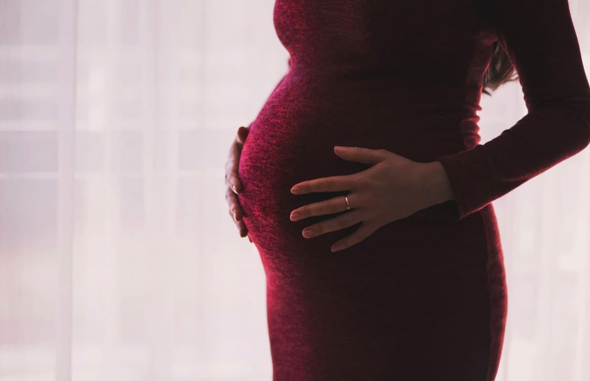 How to Look After Your Back During Pregnancy