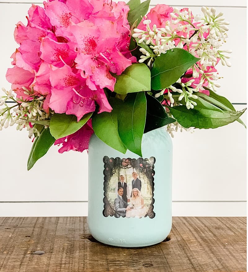 20 Amazing Decorative Mason Jar Projects For Every Season