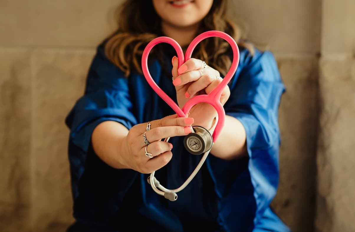 What Are The Benefits Of Working As A Nurse?