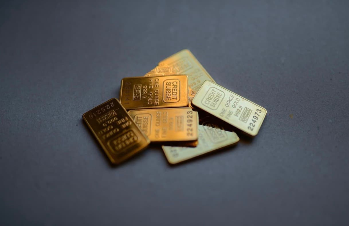 Exploring a Career in the Precious Metals Industry: A Quick Overview
