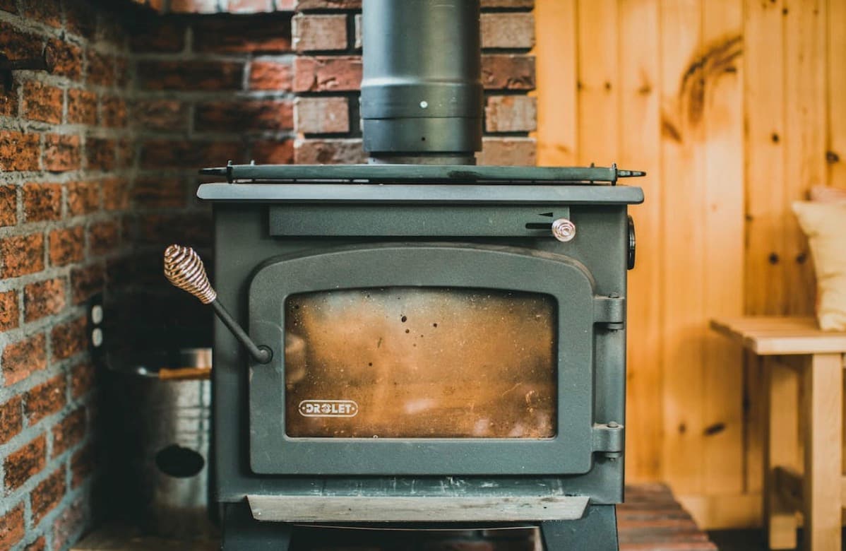 DIY vs. Professional: When to Call in the Experts for Furnace Repairs