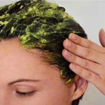 drizzy diy AVOCADO HAIR MASK 2 mybeautynistablog.jpg