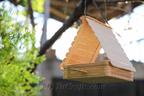 DIY Bird Feeder diyncrafts.