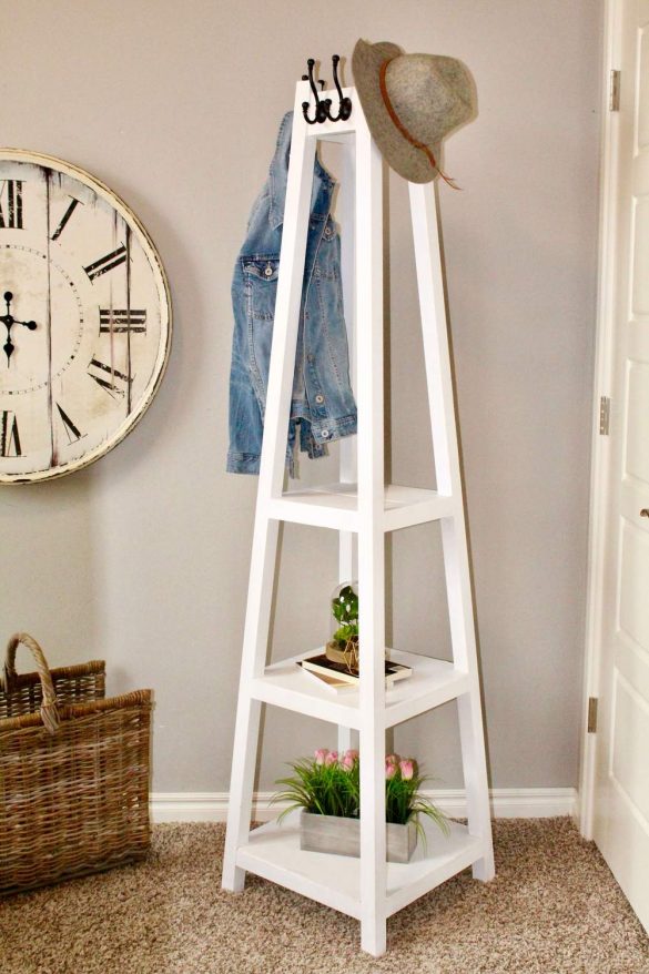 20 DIY Coat Racks to Decorate Your Entryway