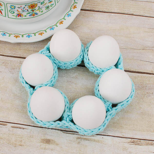 crochet crafts crochet egg cozy pattern awesome easter table decor petalstopicots
