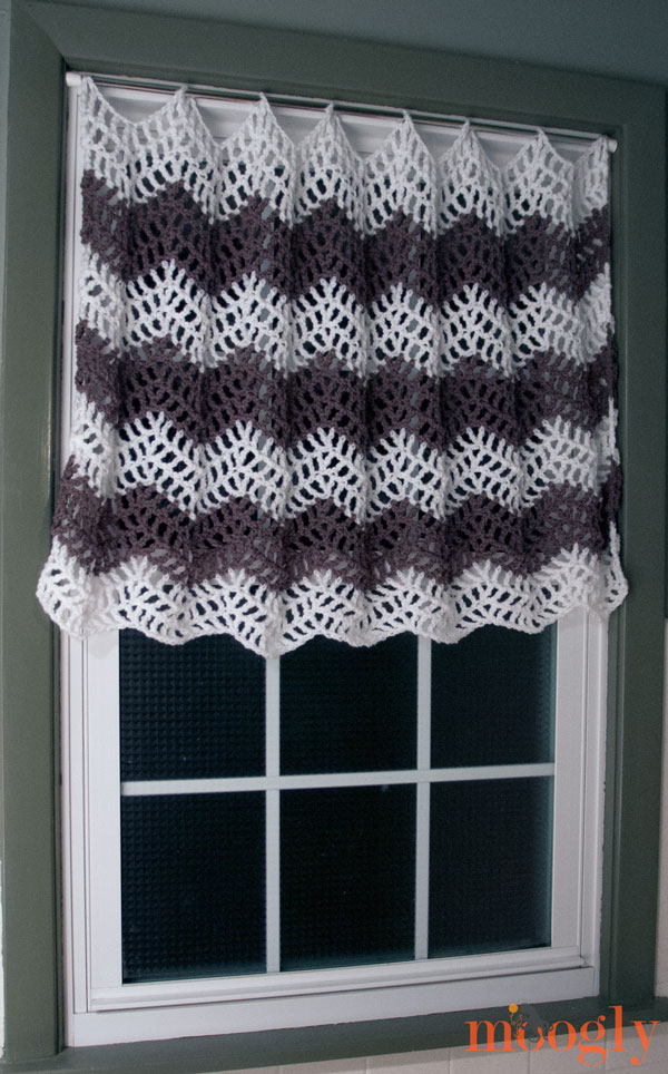 crochet crafts curtain chevron mooglyblog