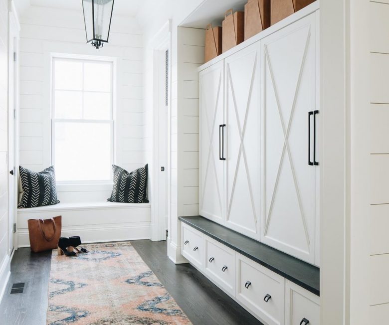 20 Marvelous Mudroom Ideas To Inspire Entryway Makeover