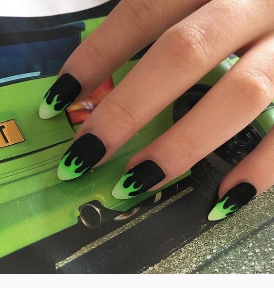 15 Edgy And Dramatic Black Nails Ideas