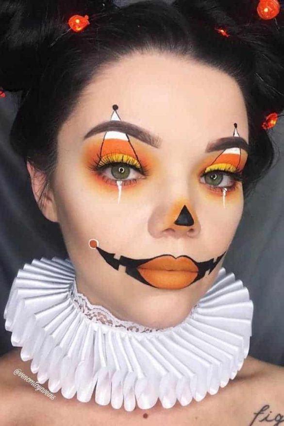 26 Cool But Obscure Halloween Makeup Ideas