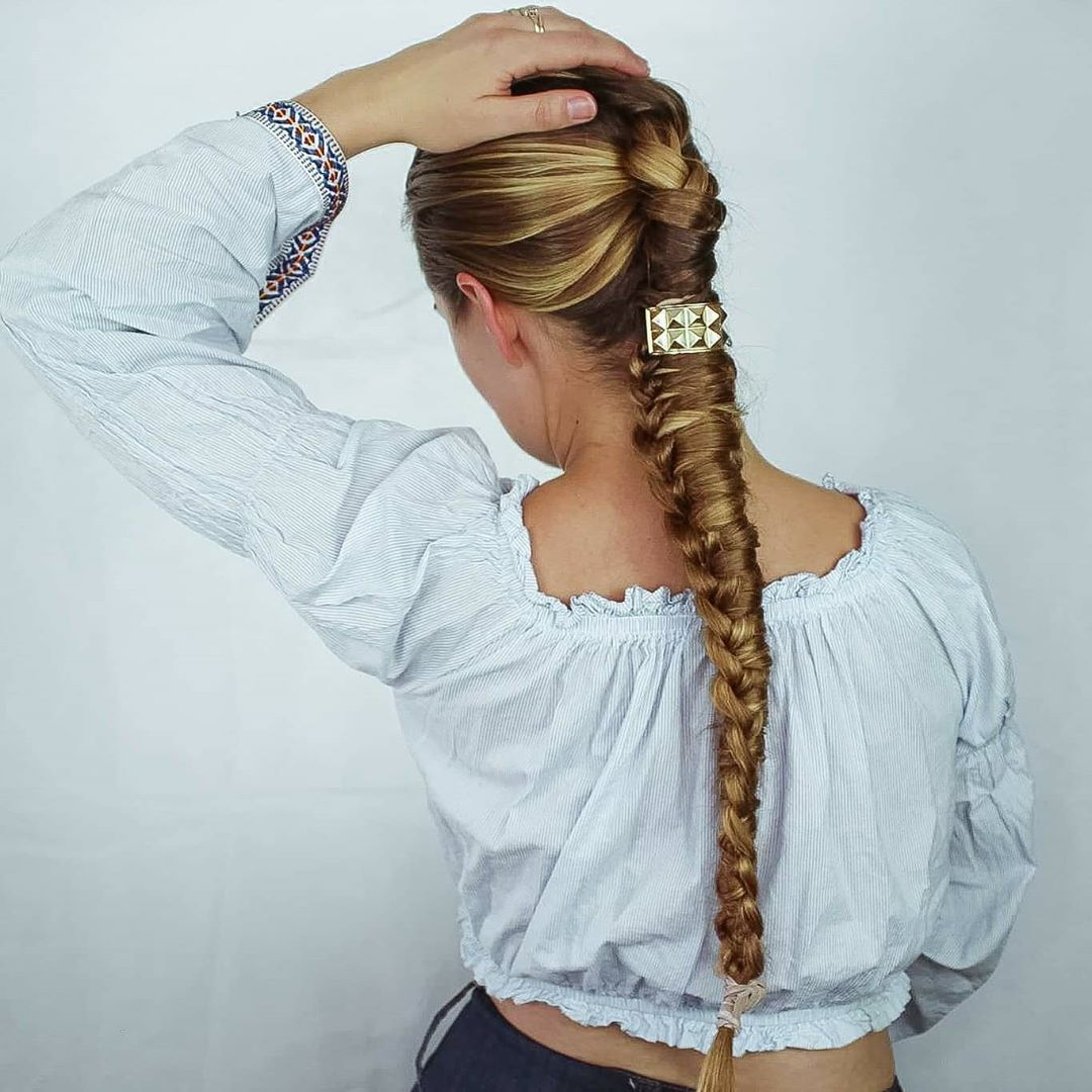 ponytail double braided low tied pony B TgGCvhDQ3