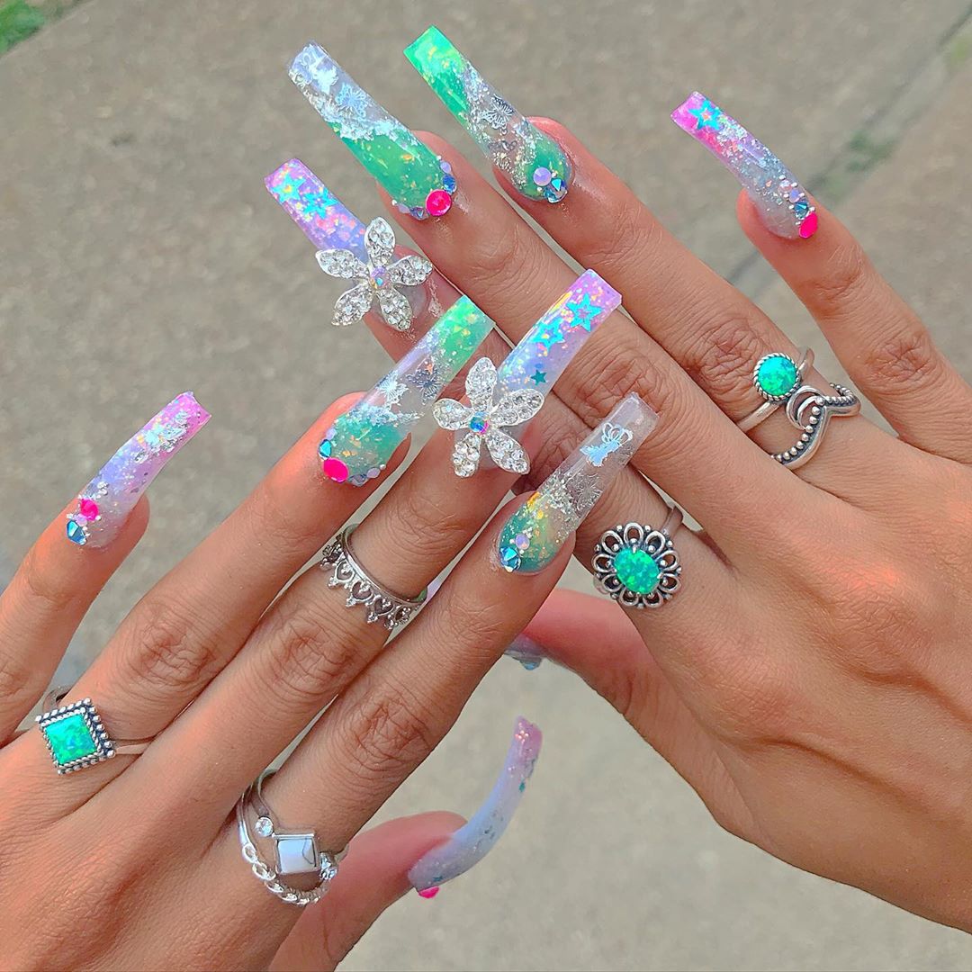 pastel nails with gems