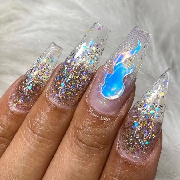 18 Vibrant Designs On Purely Crystal Clear Nails