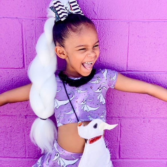 20 Ghoulishly Cute Halloween Hairstyles For Girls