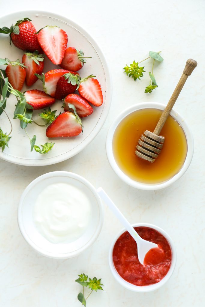 strawberry facial mask LU5A9422 2 683x1024 1