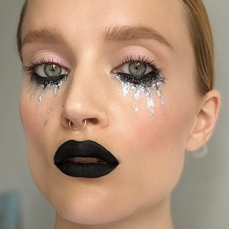 16 Super Cool Makeup Looks Using Glitter Eyeliners 7611