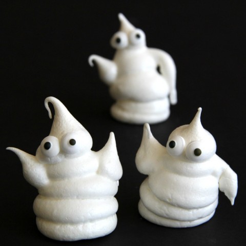 halloween treats halloween ghost meringue cookies shockinglydelicious