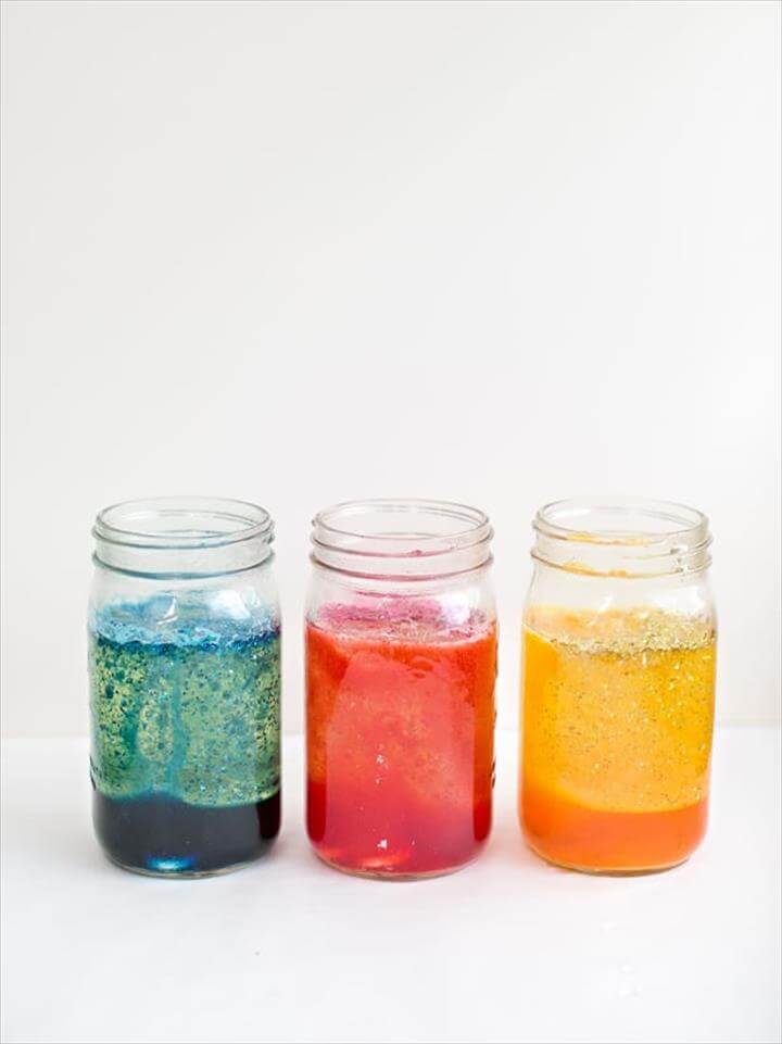 DIY Mason Jar Lava Lamp