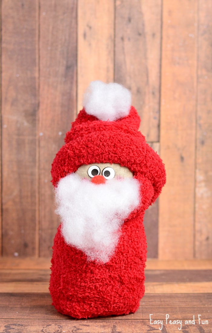 No Sew Sock Santa Craft for Kids easypeasyandfun