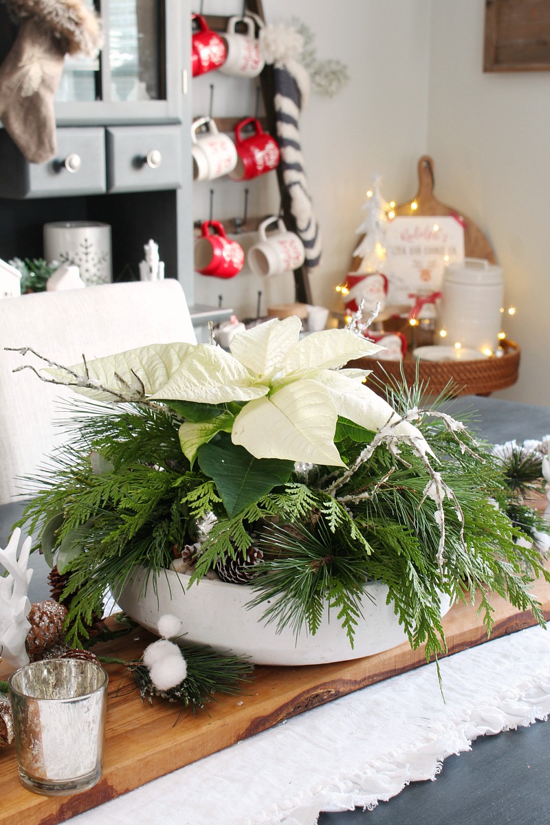 Poinsettia DIY Christmas Centerpiece Clean and Scentsible