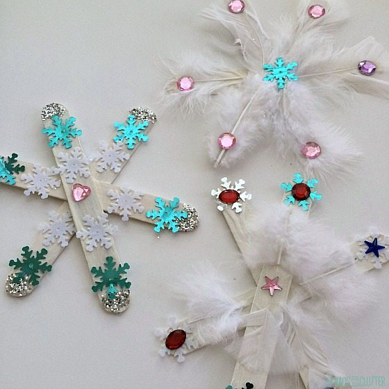 thechaosandtheclutter arch invitation to create snowflakes