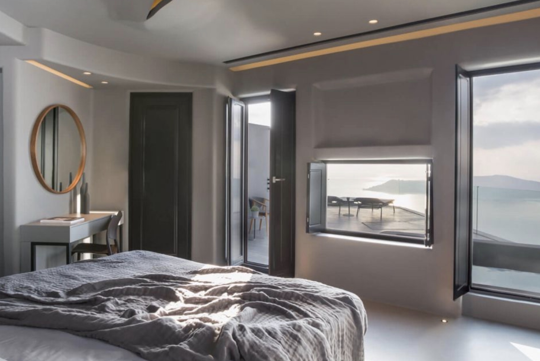 Spending December in Santorini – Brace Yourself for a FANTASTIC Time!