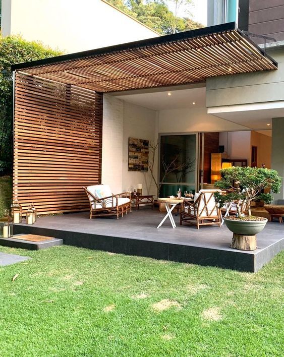 Bamboo And Timber Slatted Batten Privacy Screen And Pergola Cover