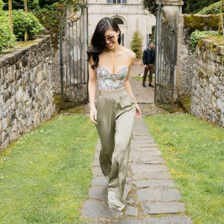 Bridal Shower Guest Outfit for Spring: Chic and Simple Ideas for the