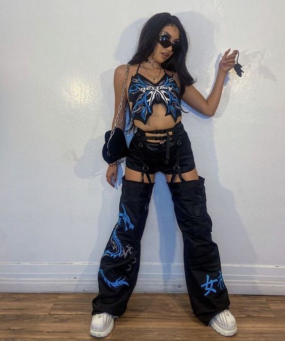 K-pop outfir with butterfly corsert Suspender Chaps