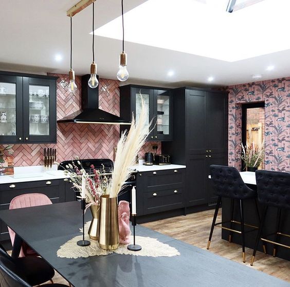 Kitchen wit Charcoal Gray Elements And Pink tiles