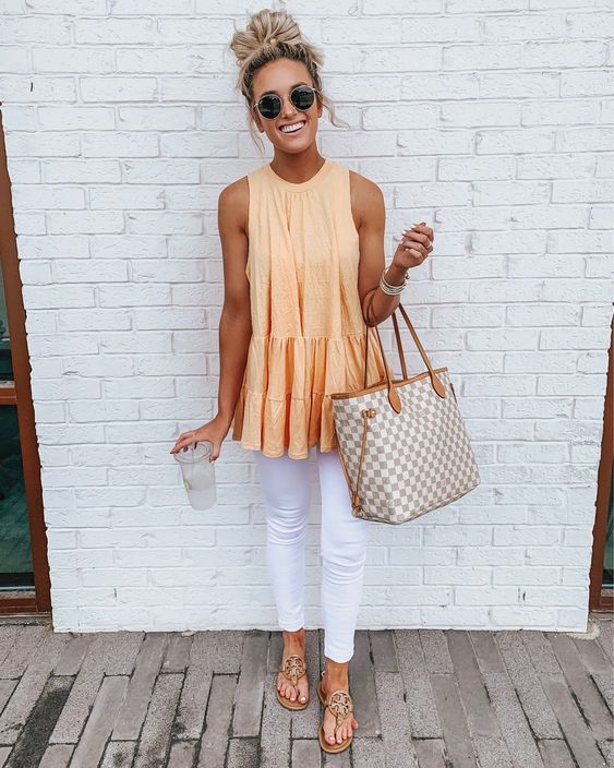 Peach Tunic Top, White Jeans And Flipflops