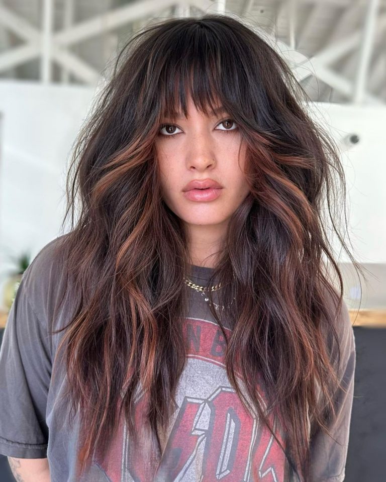 Sunkissed Hair Brunette: Achieving the Perfect Natural Highlights