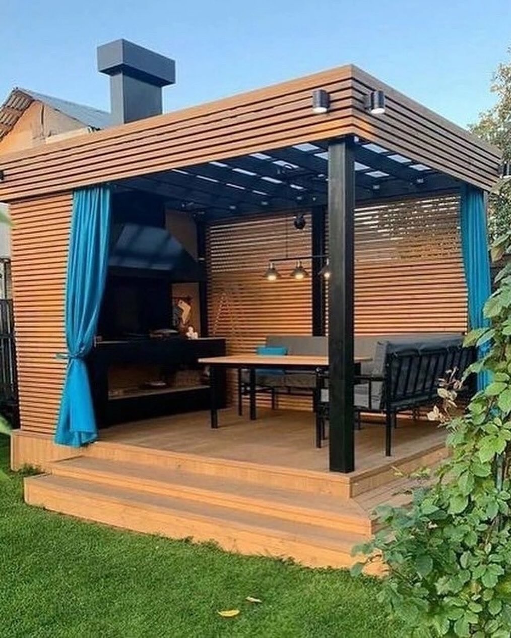 Elevated Platform Gazebo With Privacy Screen