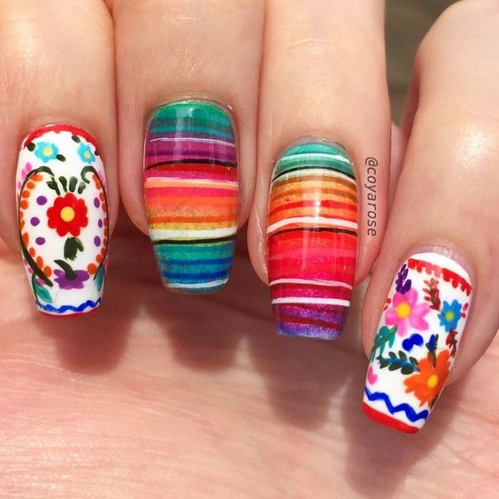 Fiesta Volorful Nails