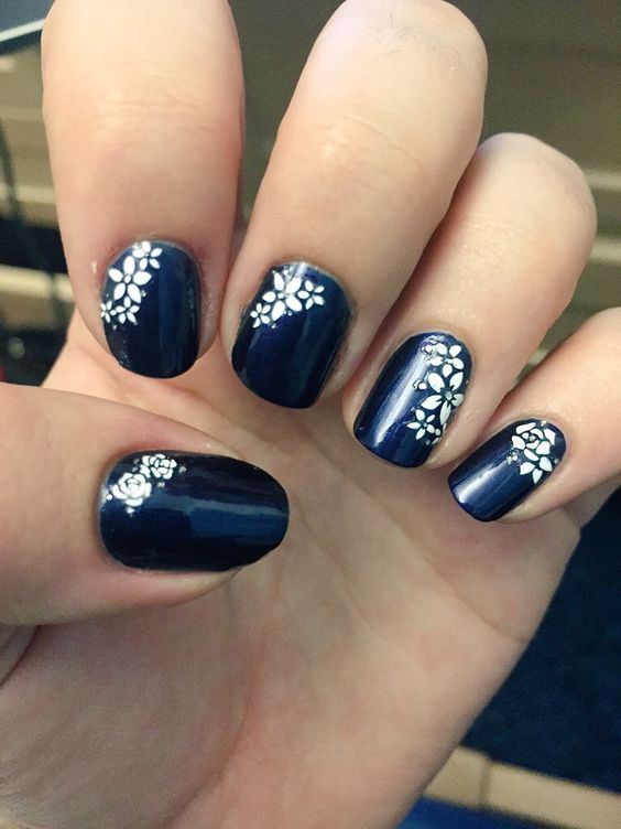 Navy Blue Nails With Daisy And Rose Art