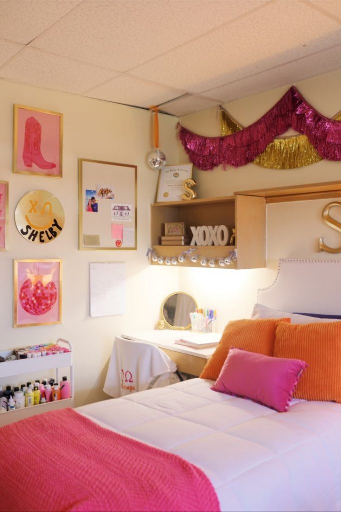 Orange and Pink Dorm Room Decor: Vibrant Ideas for a Cozy Space