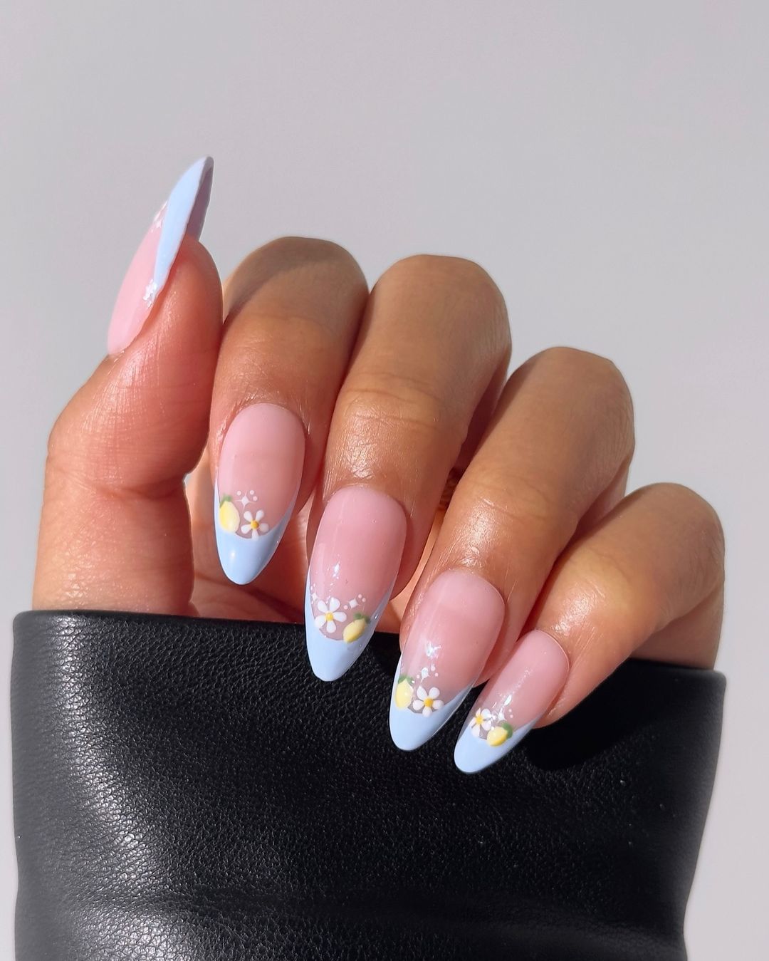Almond Baby Blue French Tip With Daisies