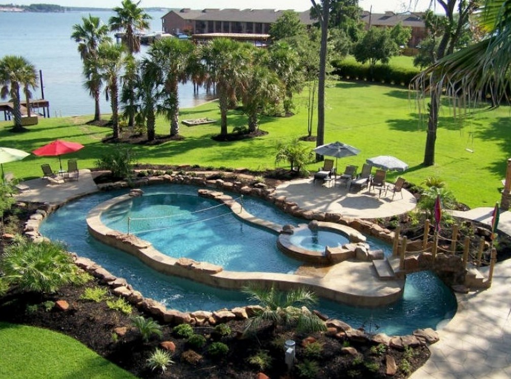 Double Lazy River Pool With Water Volley Ball and Hot Tub