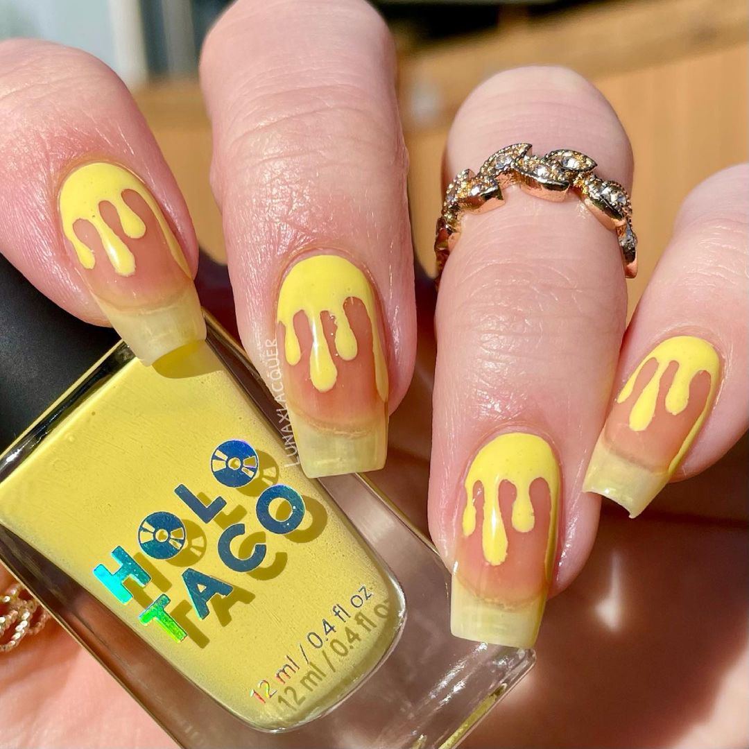 Melting Drip Yellow Nails