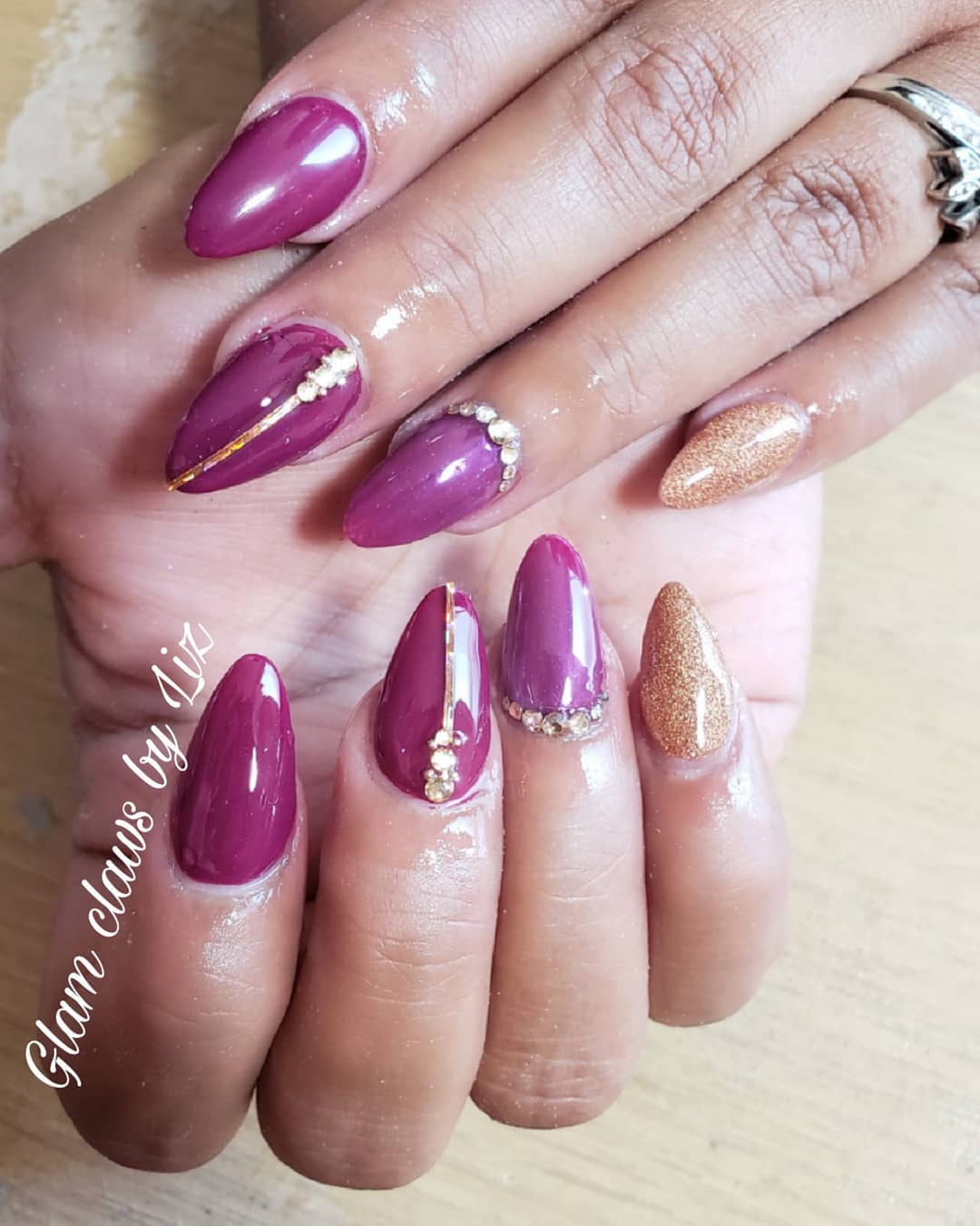 Oval Purple And Gold Nails