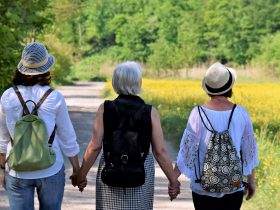 women, girlfriends, nature